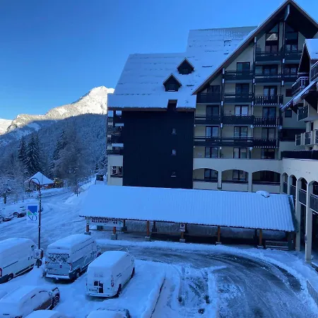 Apartment Poutran 2, 4 Personnes Au Pied Des Pistes Avec Grande Terrasse *