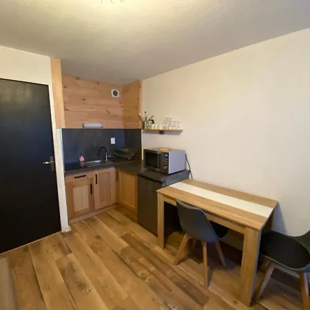 Poutran 2, 4 Personnes Au Pied Des Pistes Avec Grande Terrasse * Oz