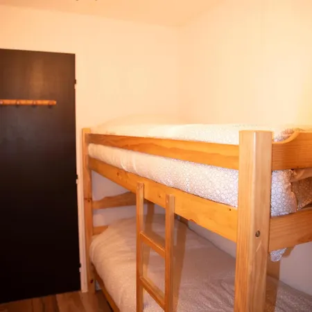 Apartment Poutran 2, 4 Personnes Au Pied Des Pistes Avec Grande Terrasse Oz